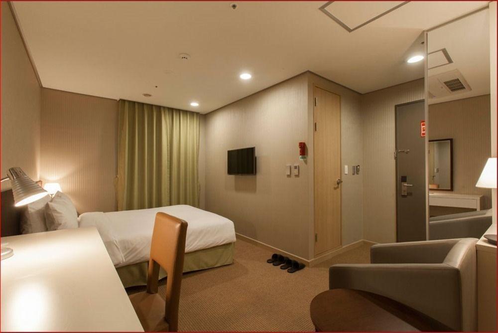 Ramada Encore By Wyndham Seoul Dongdaemun Екстер'єр фото