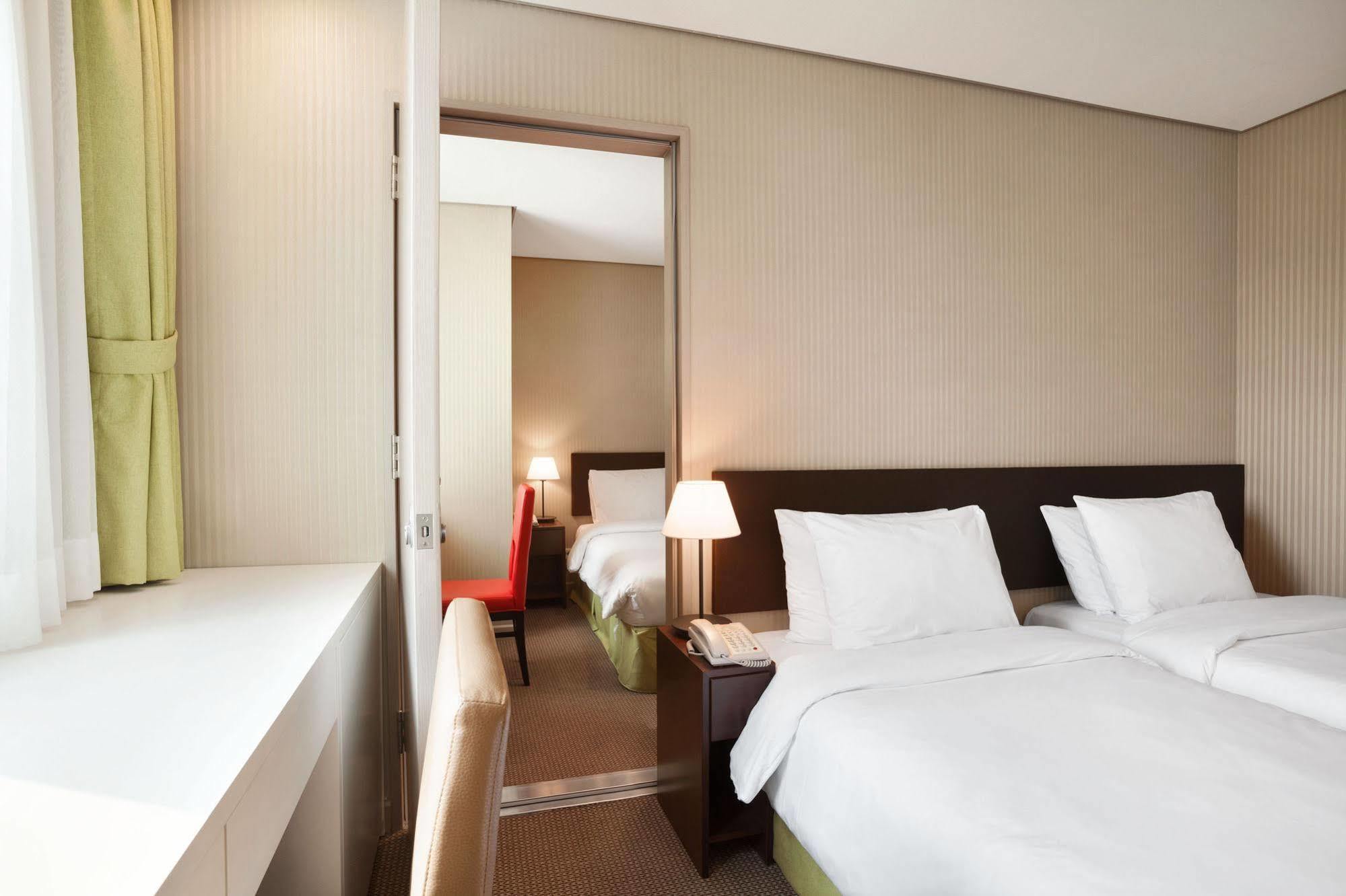 Ramada Encore By Wyndham Seoul Dongdaemun Екстер'єр фото