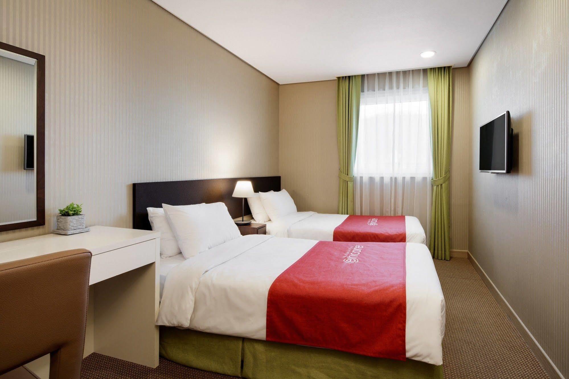 Ramada Encore By Wyndham Seoul Dongdaemun Екстер'єр фото