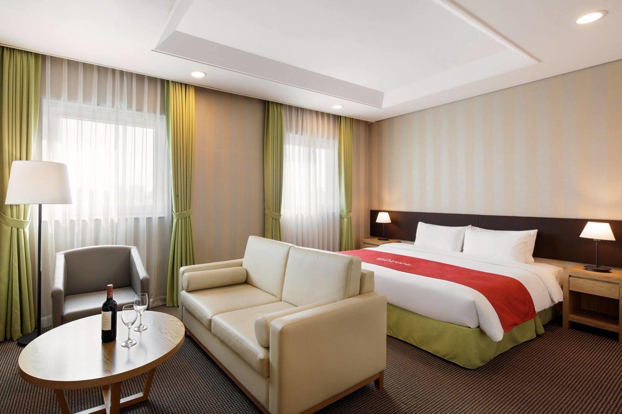 Ramada Encore By Wyndham Seoul Dongdaemun Екстер'єр фото
