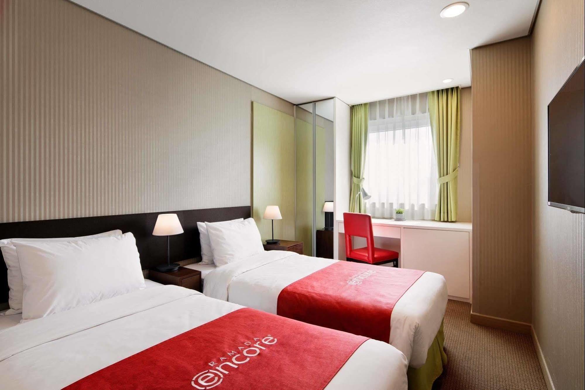 Ramada Encore By Wyndham Seoul Dongdaemun Екстер'єр фото