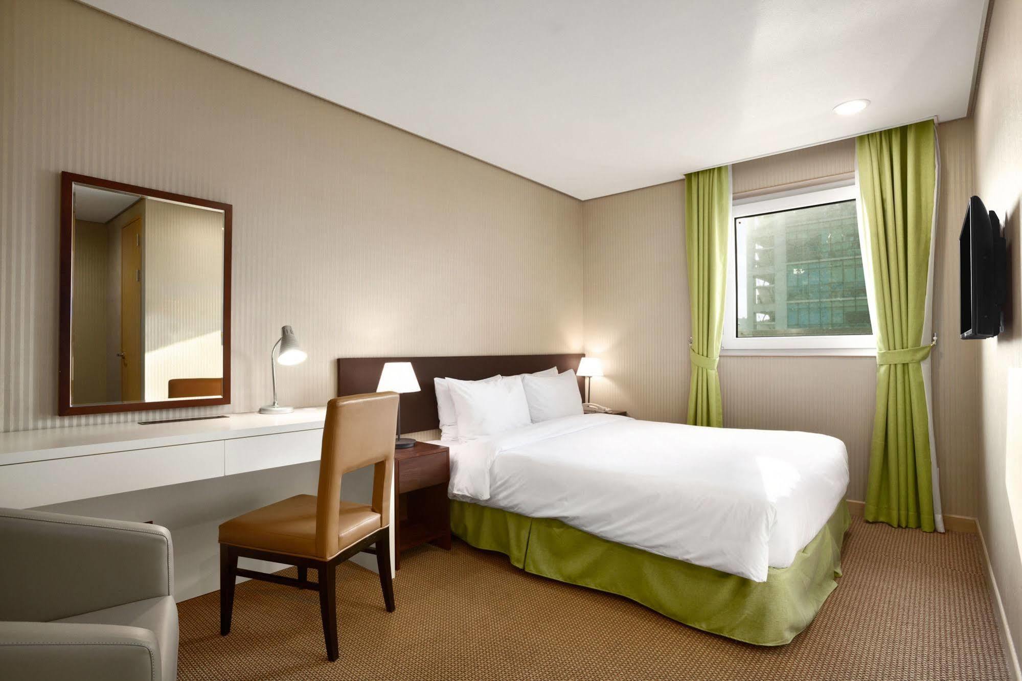 Ramada Encore By Wyndham Seoul Dongdaemun Екстер'єр фото
